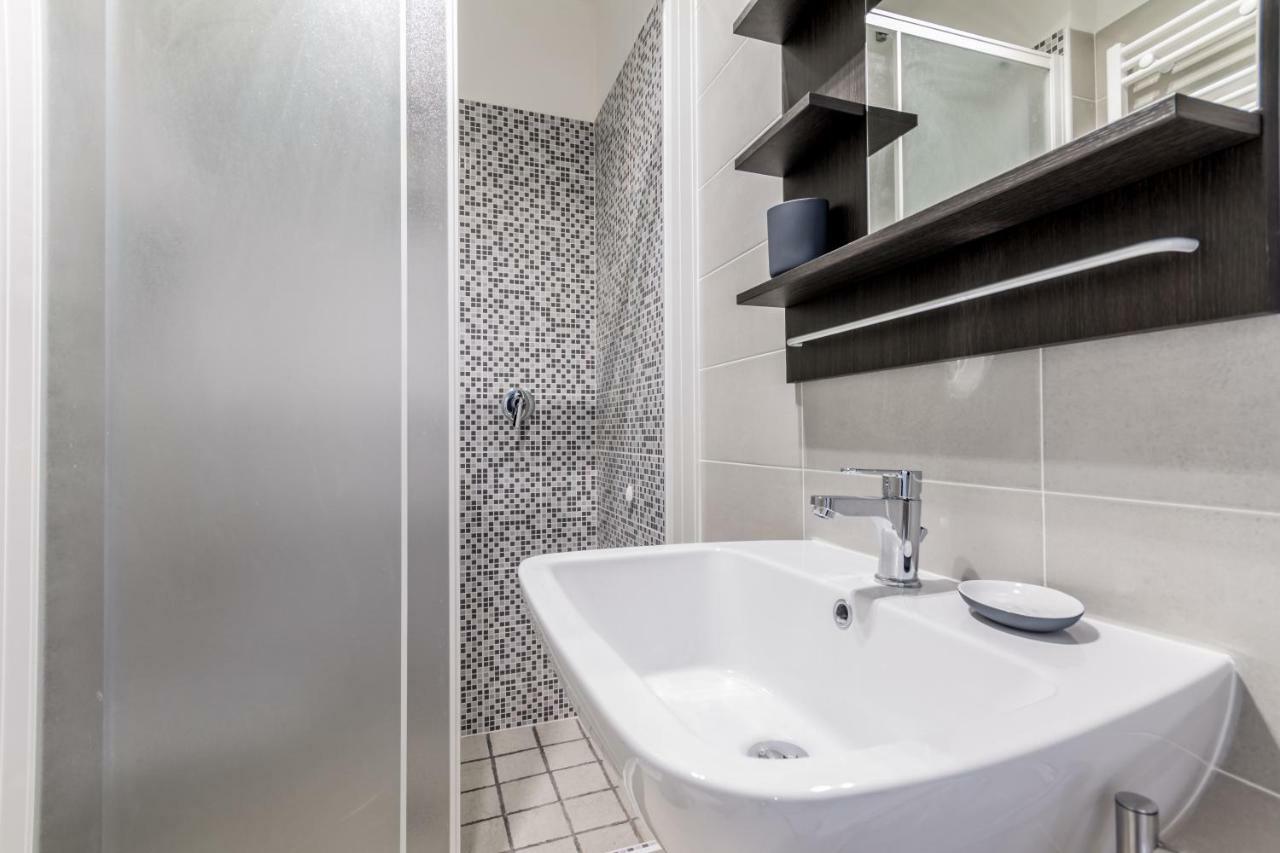 Marconi 94 - Apartment&Private Rooms Rome Bagian luar foto